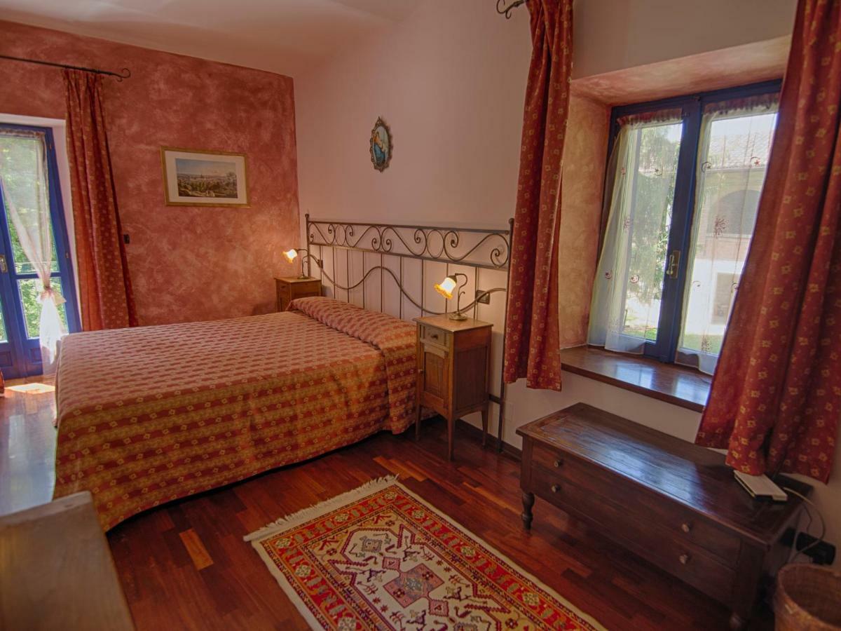 B&B Il Sole Delle Rive Sinio Zewnętrze zdjęcie