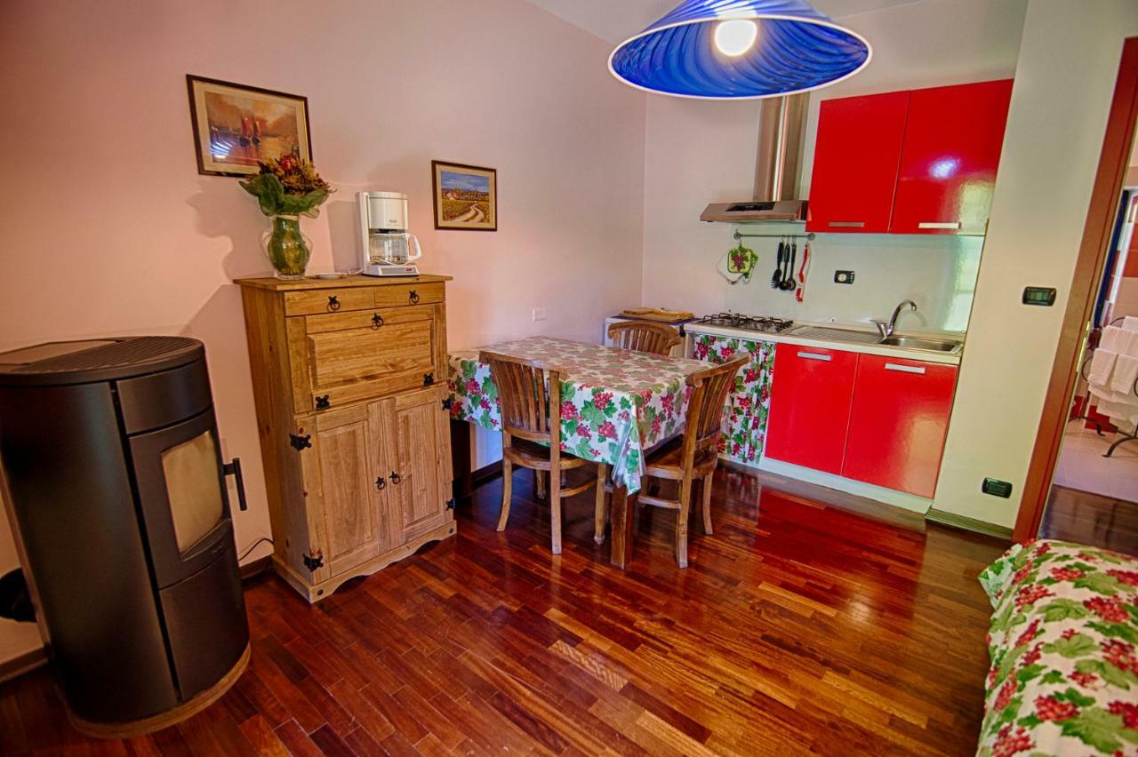 B&B Il Sole Delle Rive Sinio Zewnętrze zdjęcie