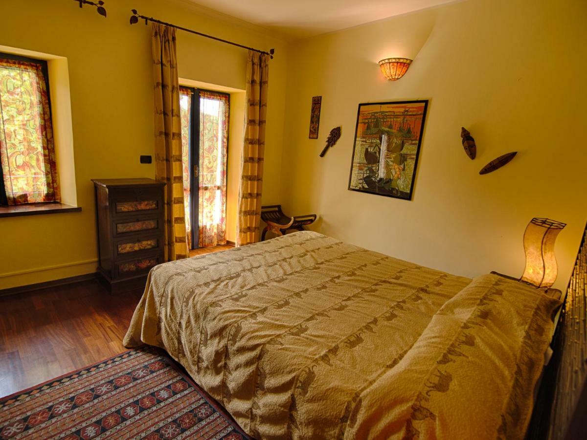 B&B Il Sole Delle Rive Sinio Zewnętrze zdjęcie